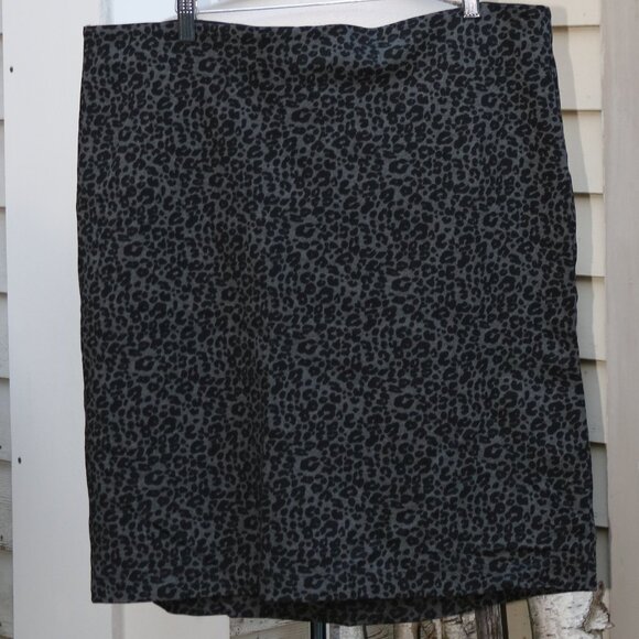 LOFT Plus Size Grey Cheetah Animal Print Knit Pencil Skirt Sz 18 - Picture 3 of 5